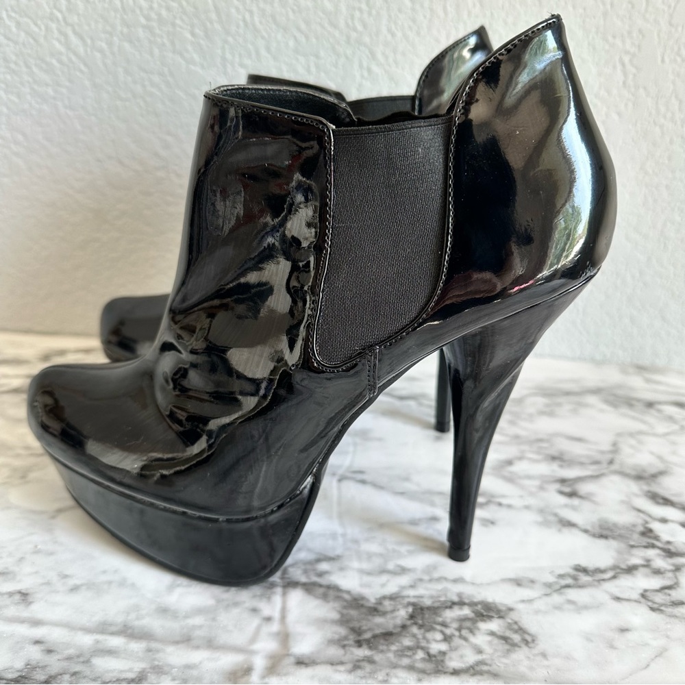 Steve Madden Patent Reva Stiletto Bootie